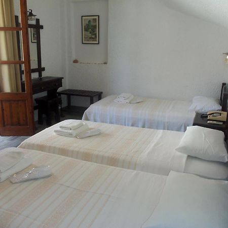 Alexandros Hotel Γροίκος Δωμάτιο φωτογραφία