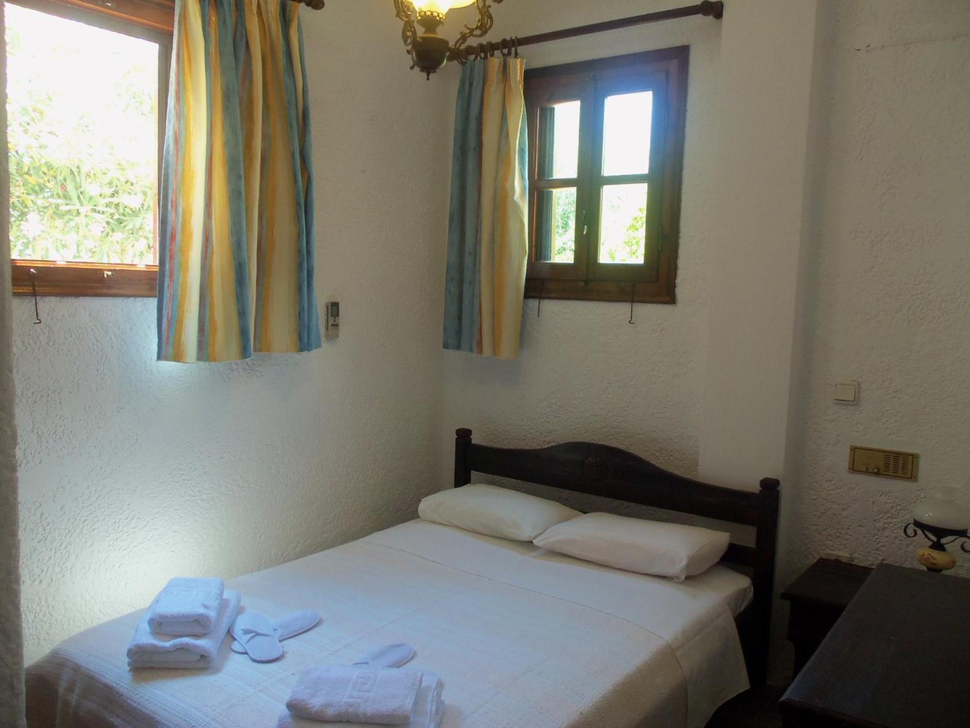 Alexandros Hotel Γροίκος Δωμάτιο φωτογραφία