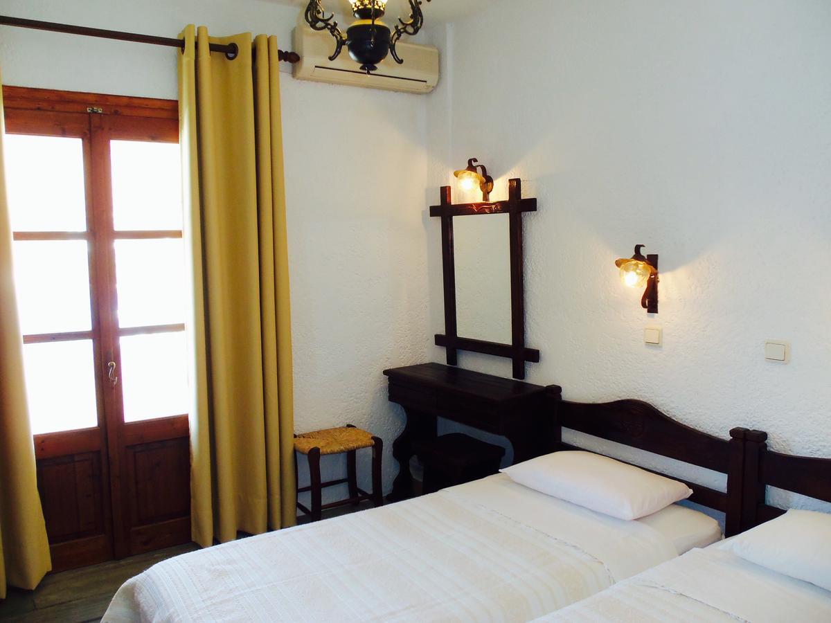 Alexandros Hotel Γροίκος Εξωτερικό φωτογραφία
